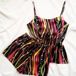 تاپ یقه گرد و شلوارک راه راه قرمز ساتن سایز 32 تا 62