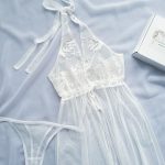 لباس خواب دانتل گردنی سفید جلوباز