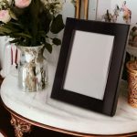 قاب عکس فلزی مشکی مگنتی رویداسما