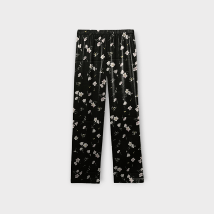 شلوار راسته گلدار کمرکش کرپ نخ گل آناگالیس با زمینه مشکی سایز 32 تا 62 رویداسما roydasma