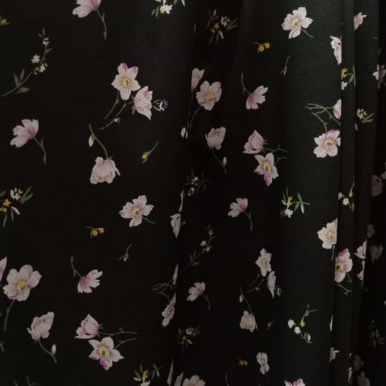 گل آناگالیس با زمینه مشکی کرپ نخ سایز 32 تا 62 رویداسما roydasma