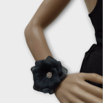 چوکر بندی گل مشکی نگین دار