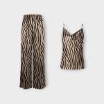 ست زبرا تاپ یقه شل و شلوار بگ کمرکش کرپ نخ سایز 32 تا 62 سایز بزرگ موجود رویداسما roydasma