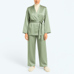 ست ربدوشامبر و شلوار ساتن کلاسیک سبز یشمی سایز 32 تا 62 (رنگبندی موجود) رویداسما roydasma سایز بزرگ موجود