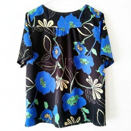 بلوز آستین کوتاه گل شقایق بنفش ساتن سایز 32 تا 62