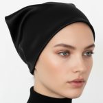 مینی اسکارف مثلثی ساتن مشکی پشت کش