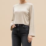 شومیز کراپ بافت کرم سایز 32 تا 62 رویداسما roydasma سایز بزرگ موجود