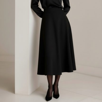 دامن میدی کرپ پشت کش مشکی نیم کلوش قد 80cm سایز 32 تا 62 (رنگبندی موجود) رویداسما roydasma سایز بزرگ موجود