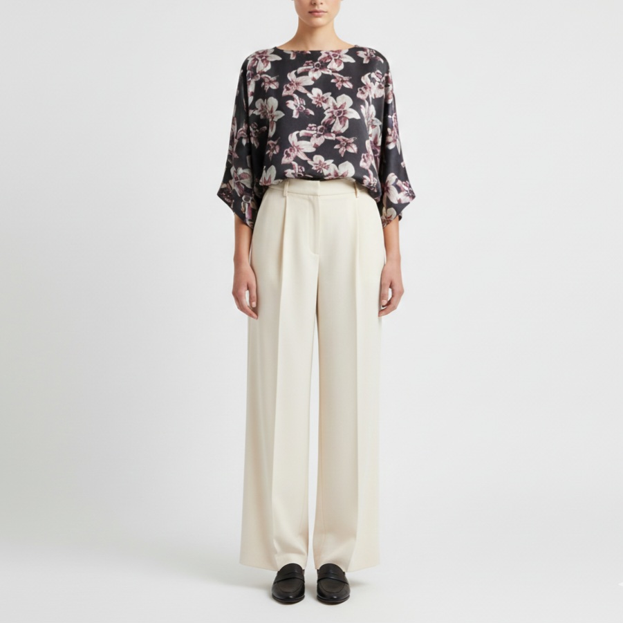 شومیز آستین کیمونو گل لیلیوم با زمینه مشکی کرپ نخ سایز 32 تا 62 رویداسما roydasma سایز بزرگ موجود