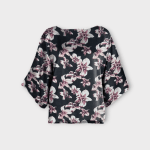 شومیز آستین کیمونو گل لیلیوم با زمینه مشکی کرپ نخ سایز 32 تا 62 رویداسما roydasma سایز بزرگ موجود